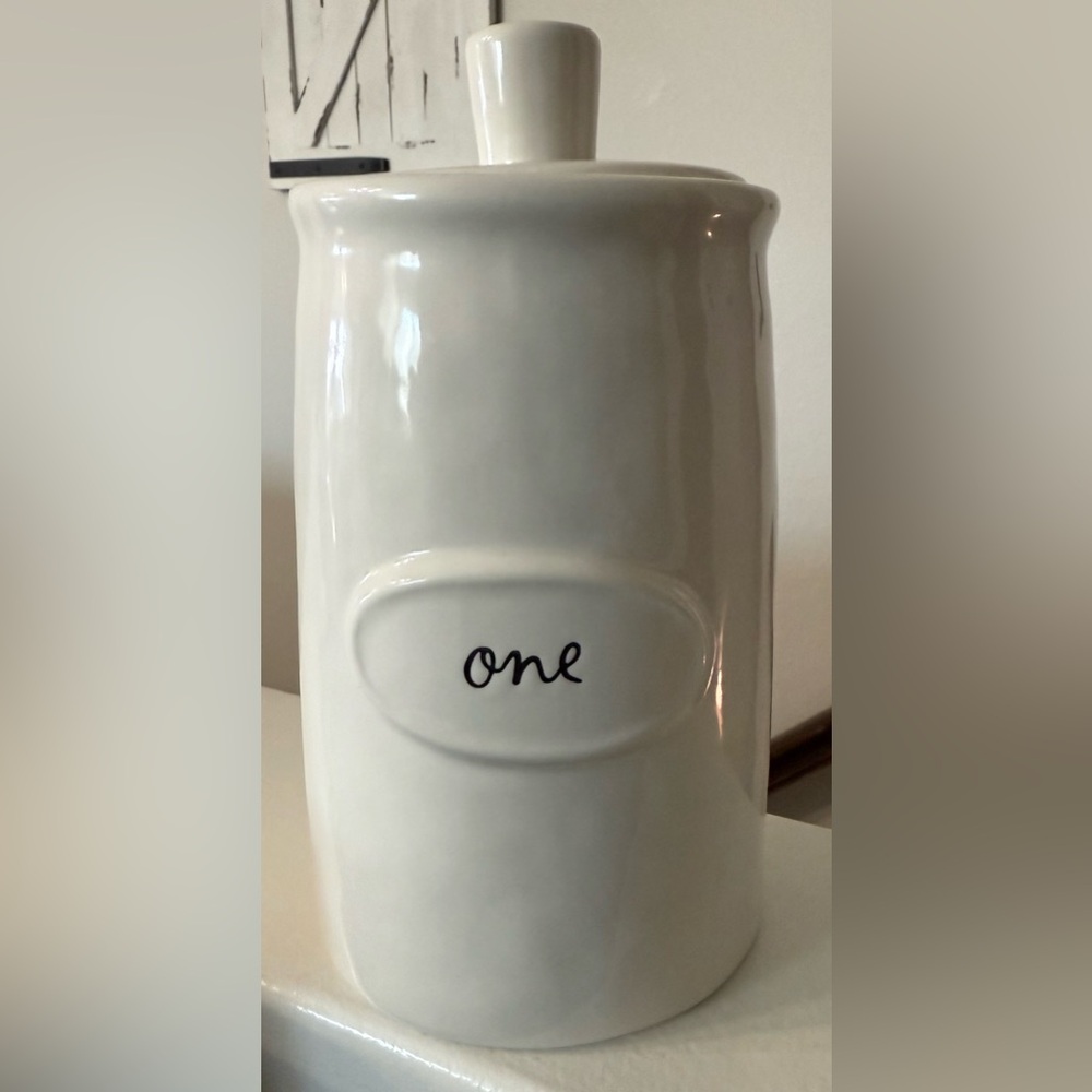 Rae Dunn Artisan Collection ONE Canister